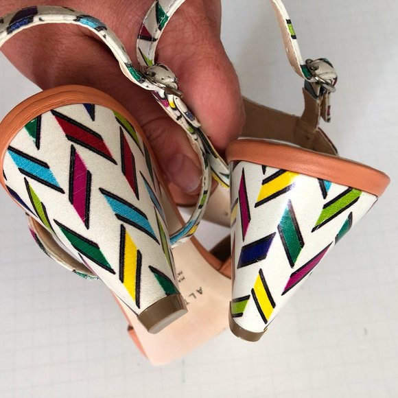 NWOB Alterre blush pink carnaval print interchangeable elsie strap heels mules - Picture 6 of 9